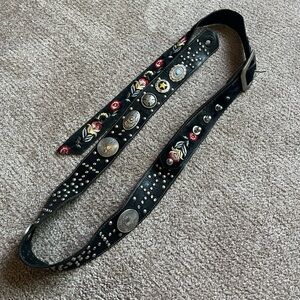 VTG 70’s Studded & Embroidered Black Leather Guitar Strap